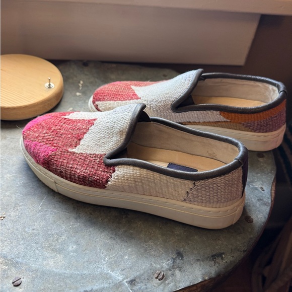 Res Ipsa Kilimn loafers Sneakers Slip-ons white multi colored Size 7 - Picture 9 of 10